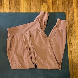Lululemon align joggers in chai size 4